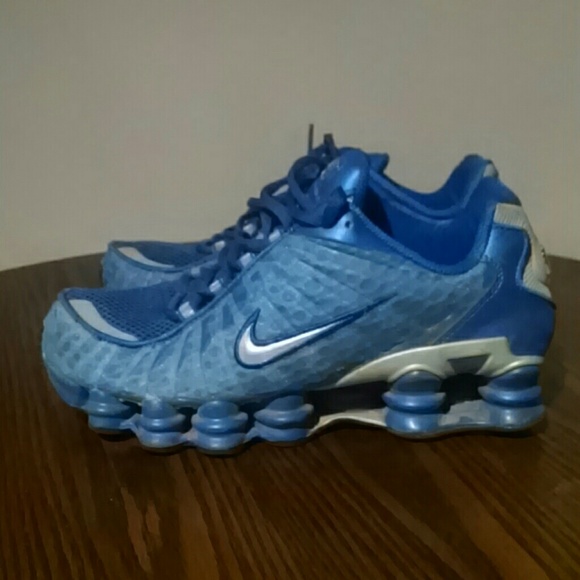 nike monster shox